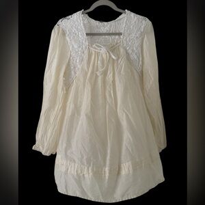 Kaktus Long Sleeve Crochet Babydoll Blouse